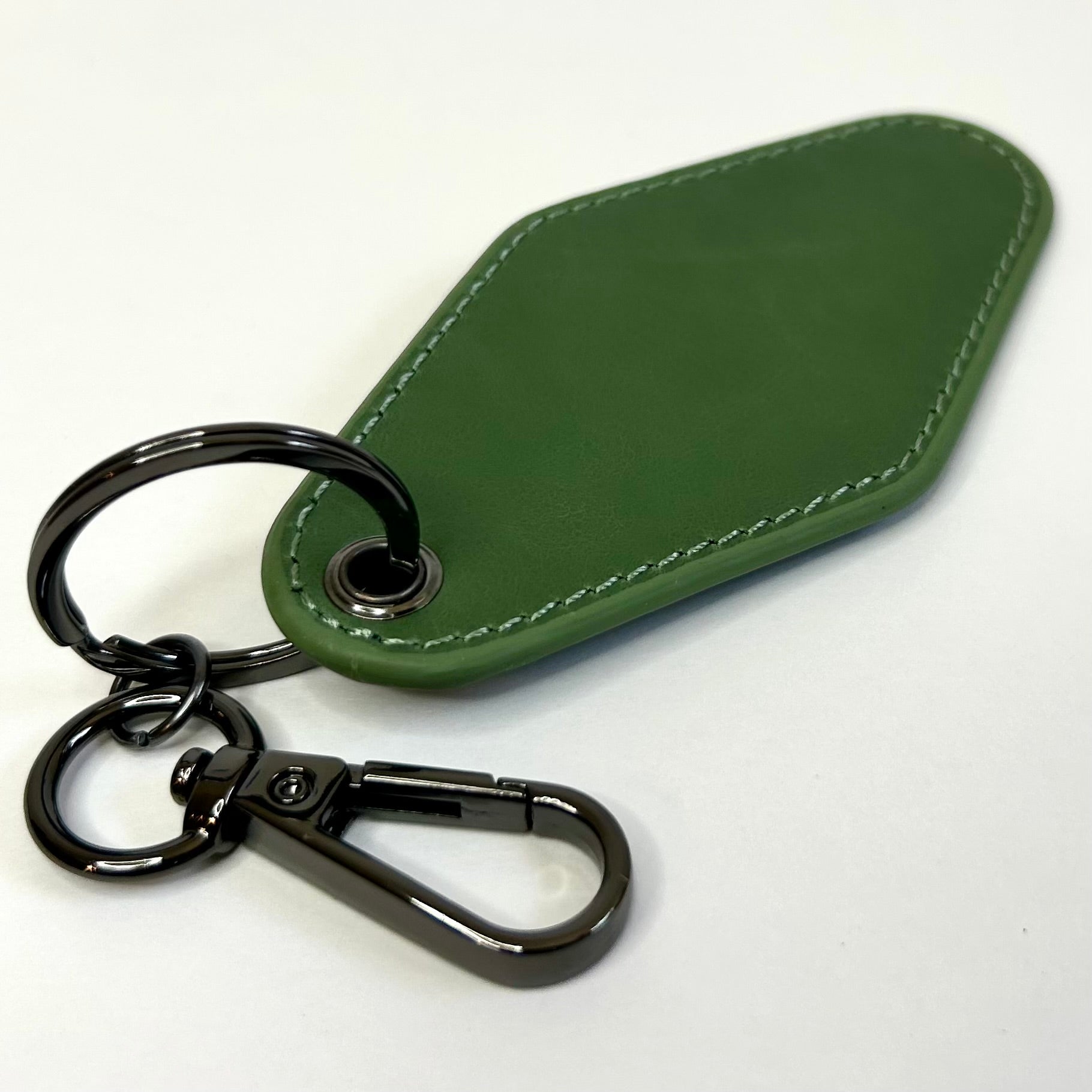 Keychain – Premium Vegan Leather Retro Motel Style - Custom Engraved*